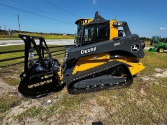 John Deere 333 P
