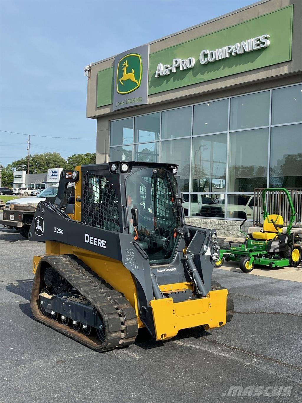 John Deere 325G Pienkuormaajat