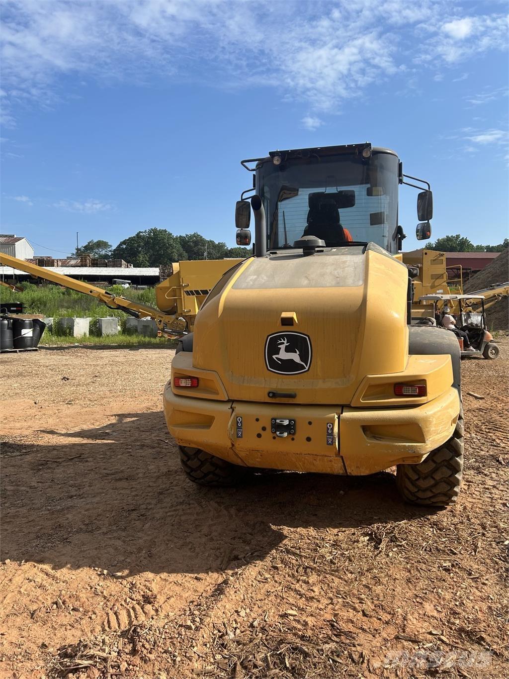 John Deere 344L Pienkuormaajat