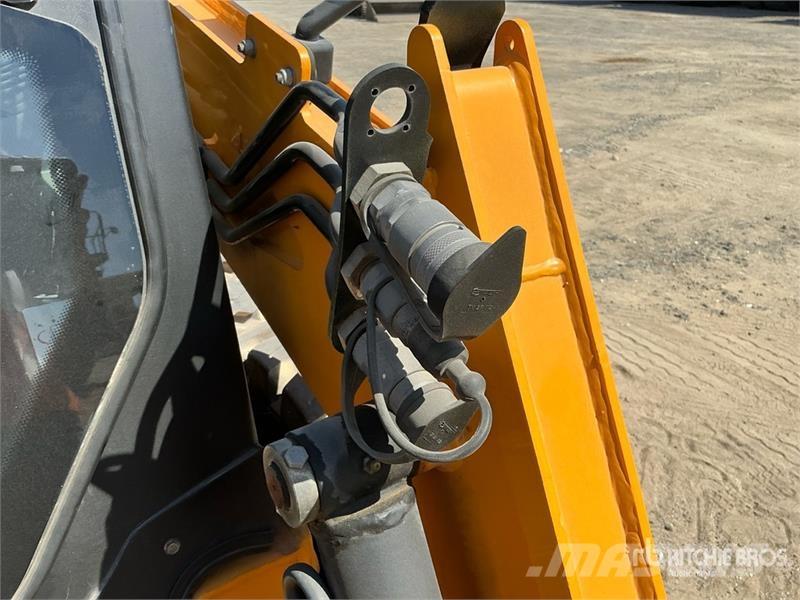 Hytec FM490 Skid Steer Loader (Unused) Liukuohjatut kuormaajat